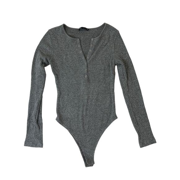 Zara women's Grey Ribbed Long Sleeve Henley Bodysuit - Picture 1 of 3